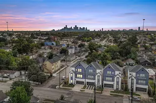 730 E 33rd St, Houston, TX 77022 - Photo 25