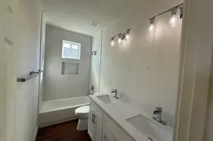 1213 32nd St, Galveston, TX 77550 - Photo 9