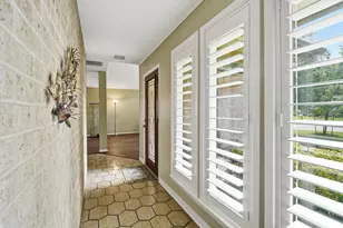 611 Forest Lake Dr, Seabrook, TX 77586 - Photo 5
