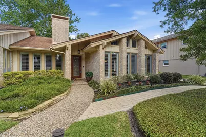 611 Forest Lake Drive, Seabrook, TX 77586 - Photo 3