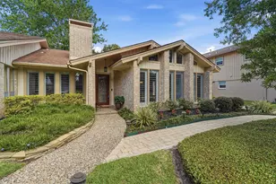 611 Forest Lake Dr, Seabrook, TX 77586 - Photo 3