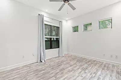 1901 Post Oak Boulevard #1501, Houston, TX 77056 - Photo 13