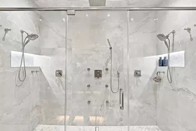 1901 Post Oak Boulevard #1501, Houston, TX 77056 - Photo 17