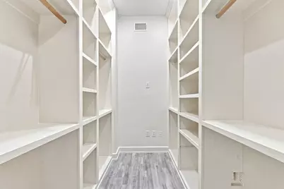 1901 Post Oak Boulevard #1501, Houston, TX 77056 - Photo 19