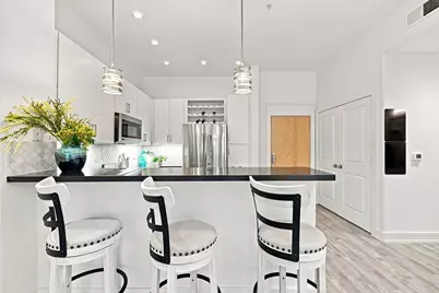 1901 Post Oak Boulevard #1501, Houston, TX 77056 - Photo 3