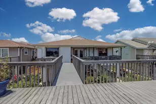 1120 Redfish St, Bayou Vista, TX 77563 - Photo 1