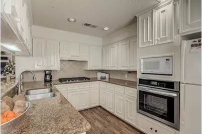 1120 Redfish Street, Bayou Vista, TX 77563 - Photo 13