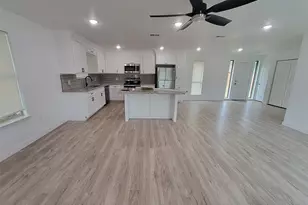 8609 Homewood Ln, Houston, TX 77028 - Photo 5