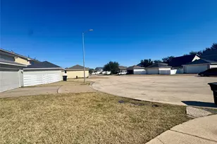 11930 Prior Park Dr, Houston, TX 77047 - Photo 49