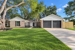 17731 Heritage Cove Ct, Webster, TX 77598 - Photo 1