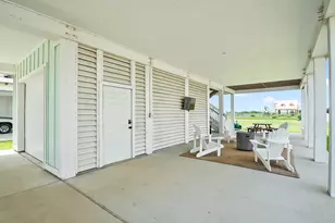 2527 103rd St, Galveston, TX 77554 - Photo 1