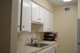 1710 Brun St, Houston, TX 77019 - Photo 7