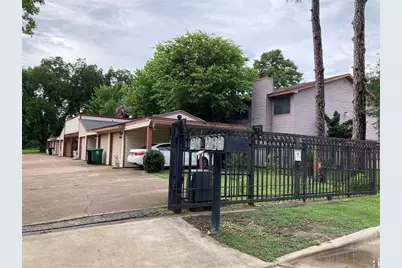 1839 Sherwood Forest Street, Houston, TX 77043 - Photo 3
