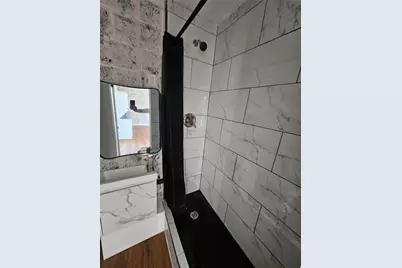 1305 Stowell Street, Anahuac, TX 77514 - Photo 7