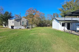 1305 Stowell St, Anahuac, TX 77514 - Photo 3