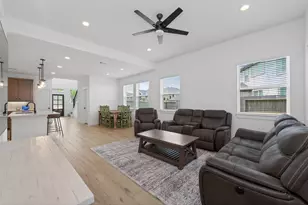 10619 Wild Chives, Conroe, TX 77385 - Photo 19