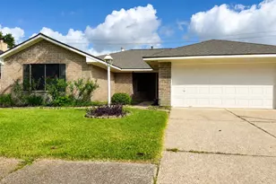 2138 Tower Bridge Rd, Pearland, TX 77581 - Photo 1