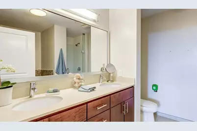 5250 Brownway Street #1901, Houston, TX 77056 - Photo 11