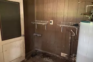 705 W Norris St, El Campo, TX 77437 - Photo 15