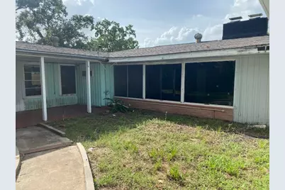 705 W Norris Street, El Campo, TX 77437 - Photo 21