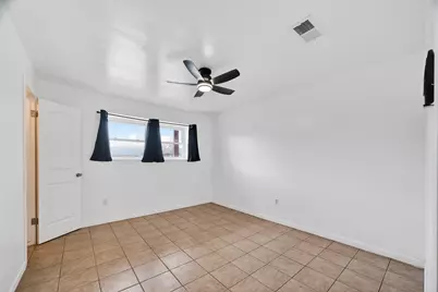 512 Harold Lane, Baytown, TX 77521 - Photo 25