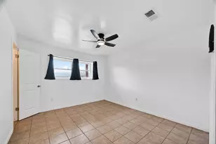 512 Harold Ln, Baytown, TX 77521 - Photo 25