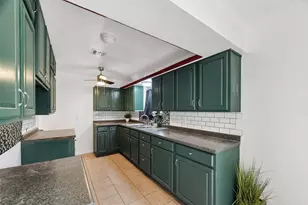 512 Harold Ln, Baytown, TX 77521 - Photo 13