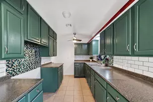 512 Harold Ln, Baytown, TX 77521 - Photo 15