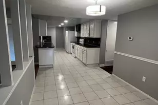 8103 Edgebrook Forest Ct, Houston, TX 77088 - Photo 7