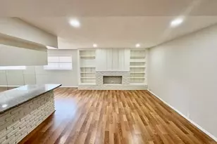 2101 Fountain View Dr, Houston, TX 77057 - Photo 7