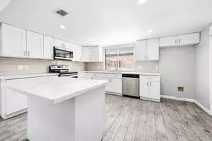 14315 Swanfield Dr, Houston, TX 77083 - Photo 9