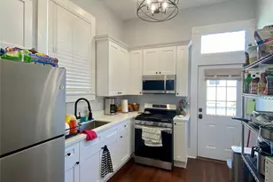 1602 Avenue L, Galveston, TX 77550 - Photo 11