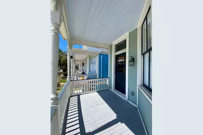 1602 Avenue L, Galveston, TX 77550 - Photo 5