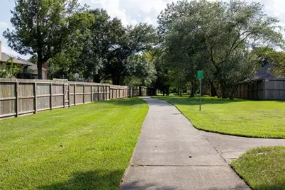 901 Bay Area Boulevard, League City, TX 77573 - Photo 27