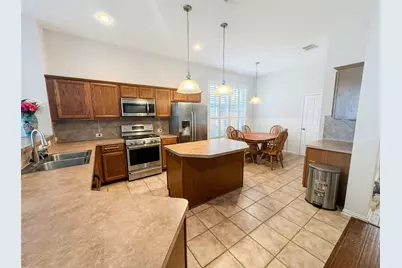 2508 Kimberly Dawn Drive, Conroe, TX 77304 - Photo 11