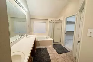 2508 Kimberly Dawn Dr, Conroe, TX 77304 - Photo 9