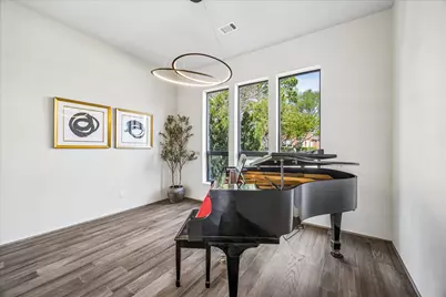 912 Teetshorn Street, Houston, TX 77009 - Photo 9