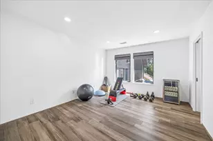 912 Teetshorn St, Houston, TX 77009 - Photo 25