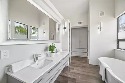 912 Teetshorn Street, Houston, TX 77009 - Photo 19