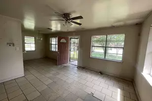 825 Tichenor Ln, La Feria, TX 78559 - Photo 3