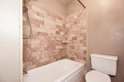 10910 Sagevale Lane, Houston, TX 77089 - Photo 19