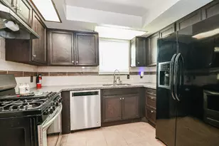 10910 Sagevale Ln, Houston, TX 77089 - Photo 11