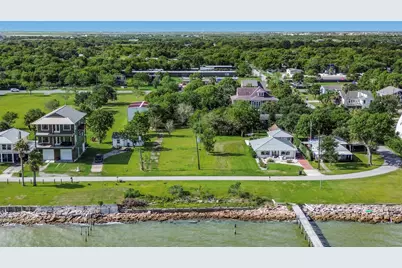 2480 E East Bayshore Drive, San Leon, TX 77539 - Photo 13