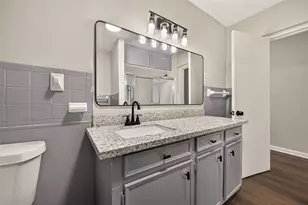 917 Defender St, Houston, TX 77029 - Photo 27