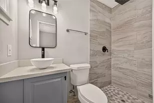 917 Defender St, Houston, TX 77029 - Photo 21