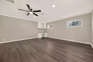 917 Defender St, Houston, TX 77029 - Photo 15