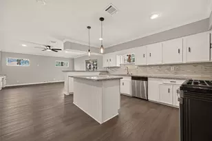 917 Defender St, Houston, TX 77029 - Photo 11