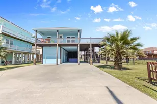 984 Crane Ln, Crystal Beach, TX 77650 - Photo 7