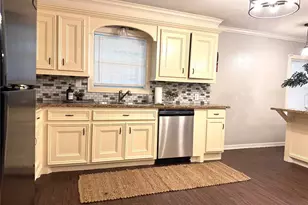 1813 Hatwell St, Houston, TX 77023 - Photo 9
