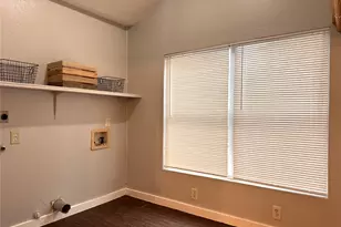 1813 Hatwell St, Houston, TX 77023 - Photo 13